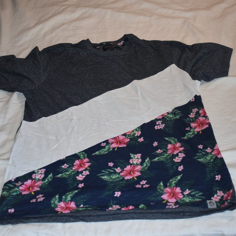Hollister T- shirt